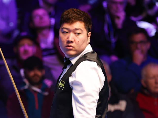 PG模拟器-官方：颜丙涛赵心童等参与投注 梁文博不配合调查